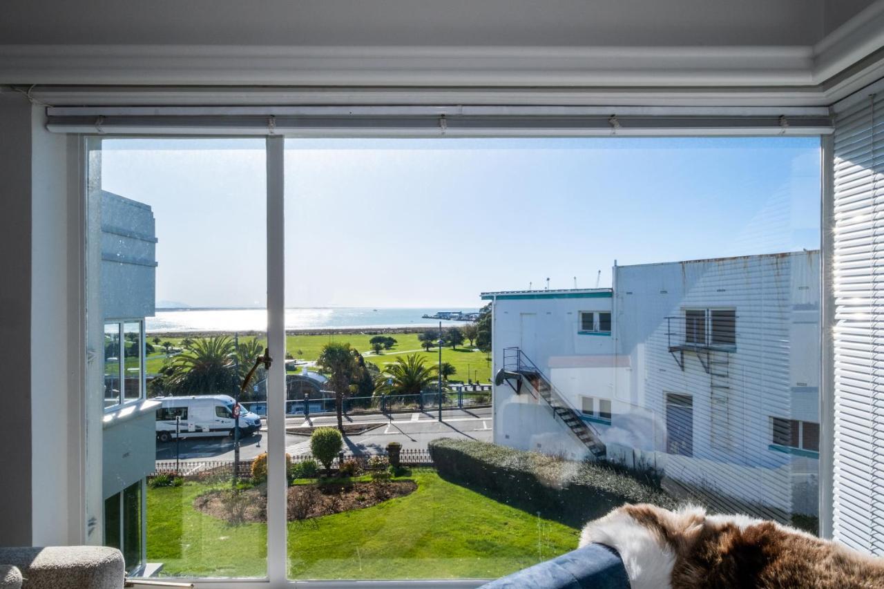 Art Deco Beauty On The Bay Hill Apartment Timaru Bagian luar foto