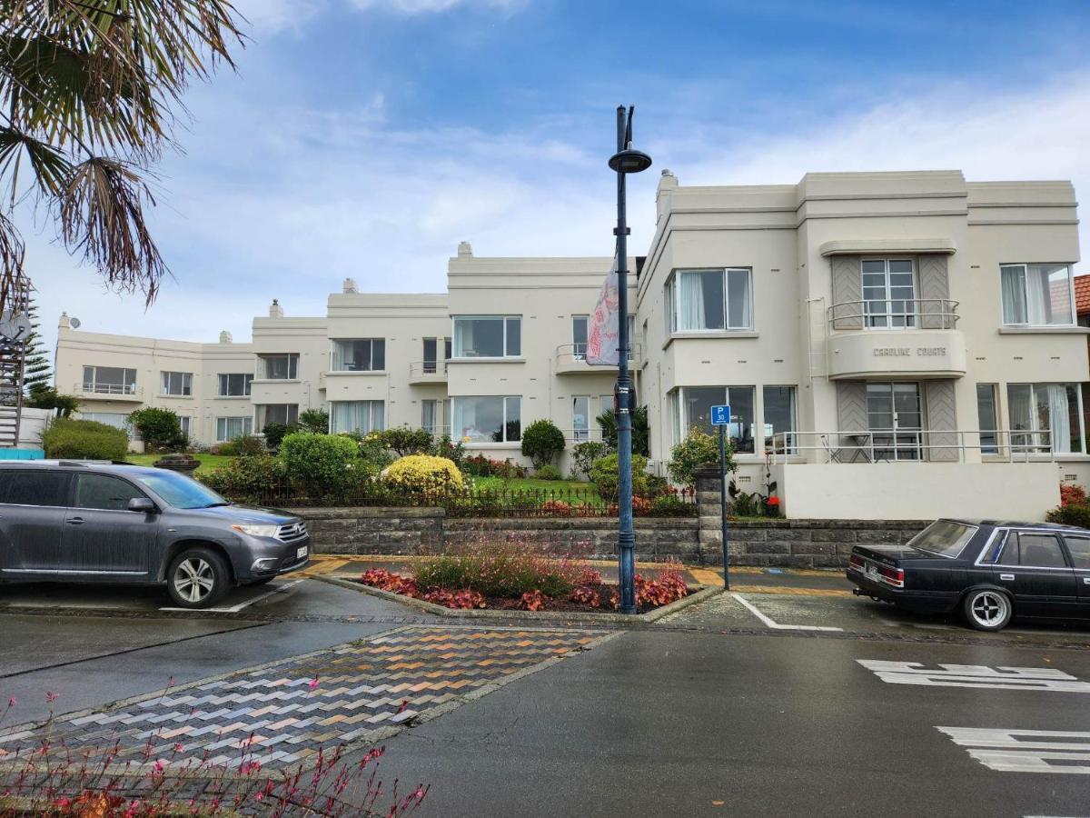 Art Deco Beauty On The Bay Hill Apartment Timaru Bagian luar foto