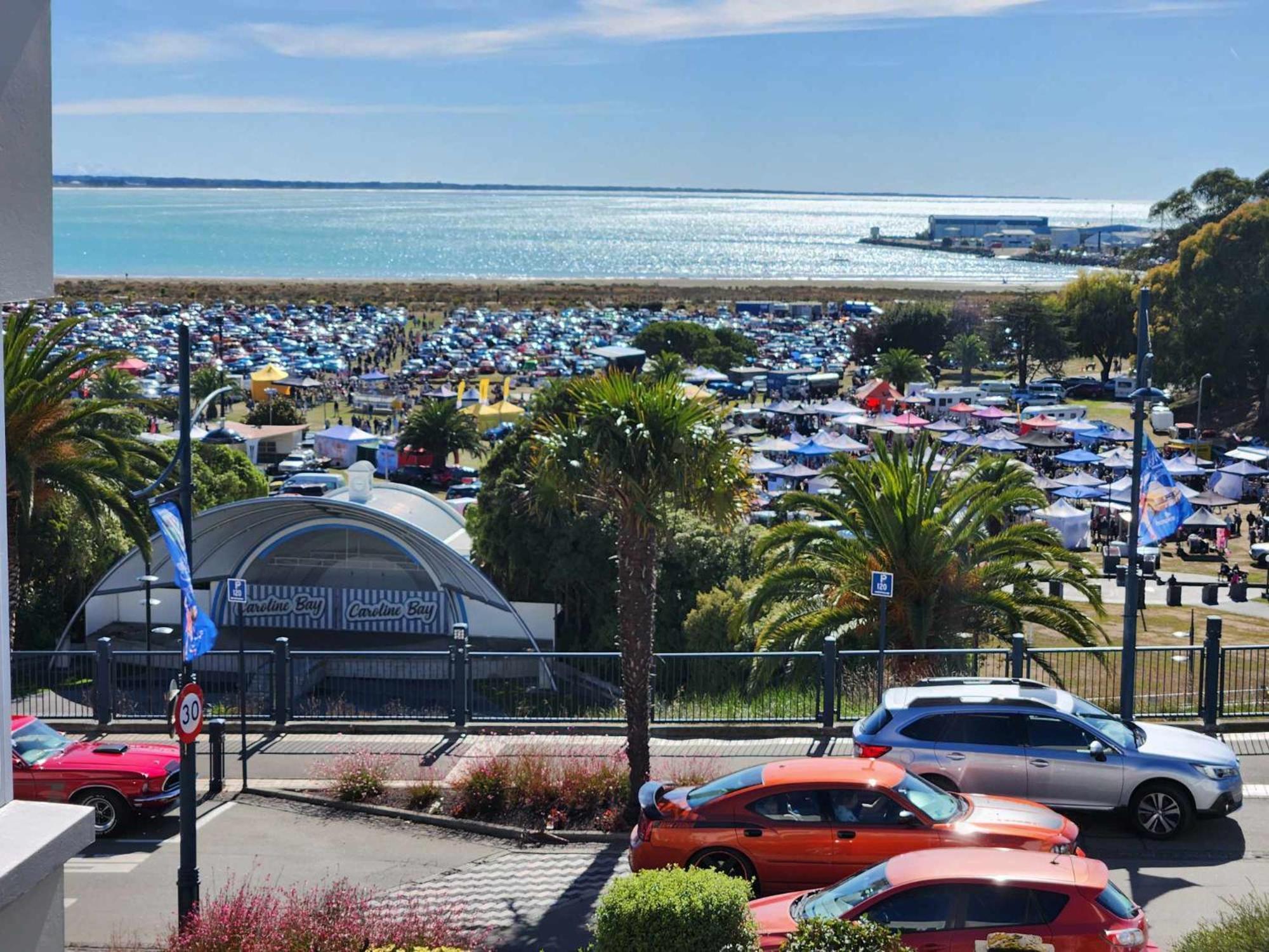 Art Deco Beauty On The Bay Hill Apartment Timaru Bagian luar foto